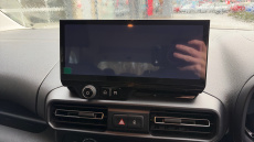 Vauxhall Combo Life 100kW Design XL 52kWh 5dr Auto [7 Seat] Electric Estate